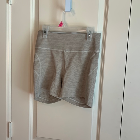 Outdoor Voices Pants - Outdoor Voices Shorts light gray spandex